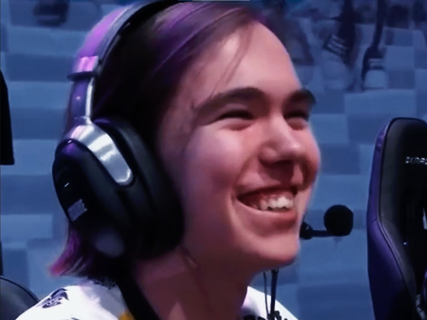 速引发了球 速引发了球